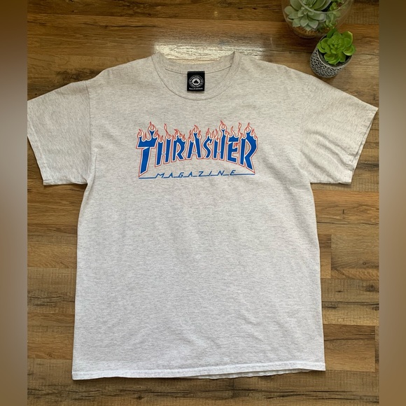 🛹Thrasher Tee-Shirt EUC  Light Gray - Picture 1 of 12